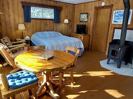 Kan-à-Mouche Pourvoirie Auberge et Chalets