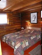 Kan-à-Mouche Pourvoirie Auberge et Chalets