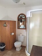 Kan-à-Mouche Pourvoirie Auberge et Chalets