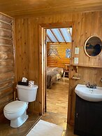 Kan-à-Mouche Pourvoirie Auberge et Chalets