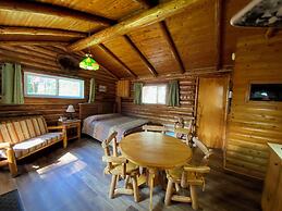 Kan-à-Mouche Pourvoirie Auberge et Chalets