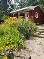 Kan-à-Mouche Pourvoirie Auberge et Chalets