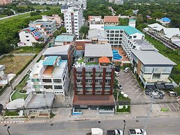 Seaside Jomtien Beach