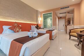 Seaside Jomtien Beach