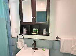 The Pelican Key Largo Cottages