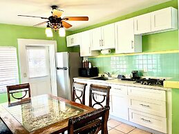 The Pelican Key Largo Cottages