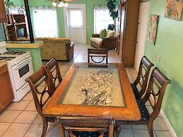 The Pelican Key Largo Cottages