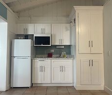 The Pelican Key Largo Cottages
