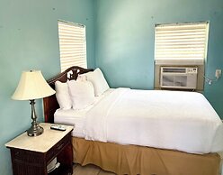 The Pelican Key Largo Cottages