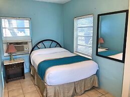 The Pelican Key Largo Cottages