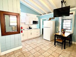 The Pelican Key Largo Cottages