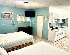 The Pelican Key Largo Cottages