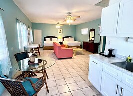 The Pelican Key Largo Cottages