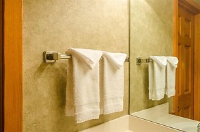 Yellowstone River Suites