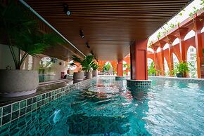 Me Saigon Boutique Hotel