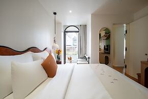Me Saigon Boutique Hotel
