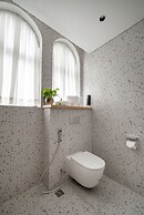 Me Saigon Boutique Hotel