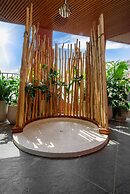 Me Saigon Boutique Hotel