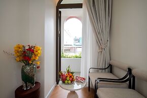 Me Saigon Boutique Hotel