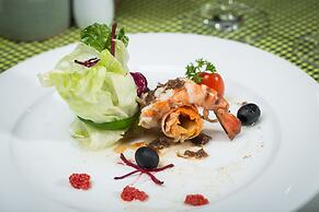 Nita By Vo Luxury Hotel