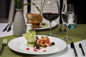 Nita By Vo Luxury Hotel