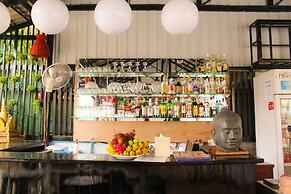 Tropical Breeze Guesthouse