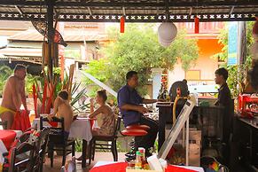 Tropical Breeze Guesthouse