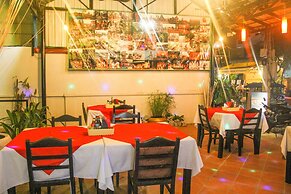 Tropical Breeze Guesthouse