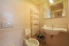 Relais Martinez Florence