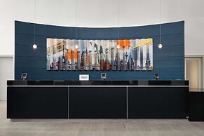 Embassy Suites Newark Airport