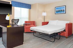 Hampton Inn & Suites Madison / Downtown