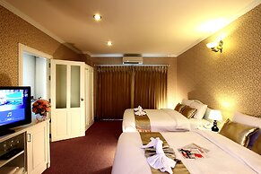 Victoria Nimman Hotel