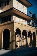 Victoria Nimman Hotel