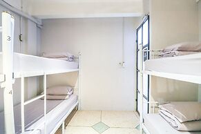 Bangkok Hub Hostel