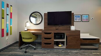 Hampton Inn & Suites Salinas