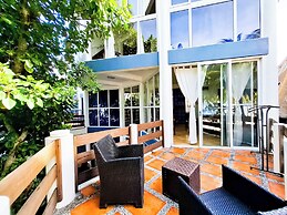 Aissatou Beach Resort