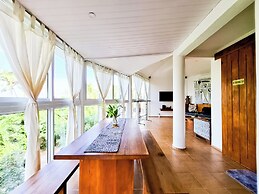 Aissatou Beach Resort