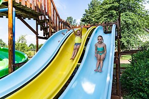 Gooderson Monks Cowl Golf Resort