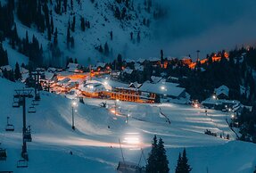 The Ritz-Carlton, Almaty