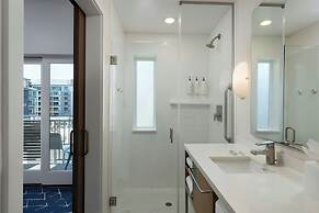 SpringHill Suites by Marriott Oceanside Beach