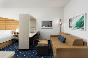 SpringHill Suites by Marriott Oceanside Beach