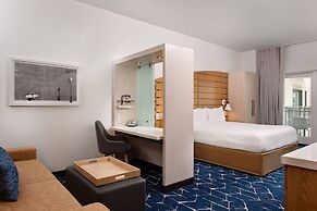 SpringHill Suites by Marriott Oceanside Beach