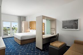 SpringHill Suites by Marriott Oceanside Beach