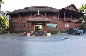 Baan U Sabai Boutique House