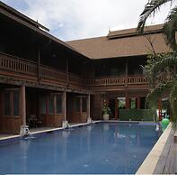 Baan U Sabai Boutique House
