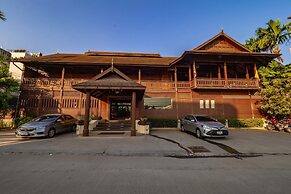 Baan U Sabai Boutique House