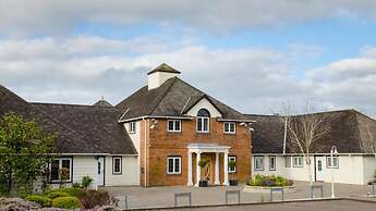 Sandford Springs Hotel & Golf Club
