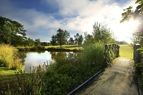 Sandford Springs Hotel & Golf Club