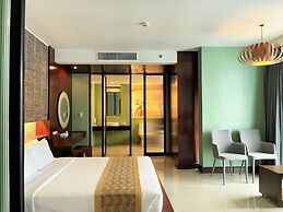 Long Beach Garden Hotel and Pavilions