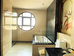 Long Beach Garden Hotel and Pavilions